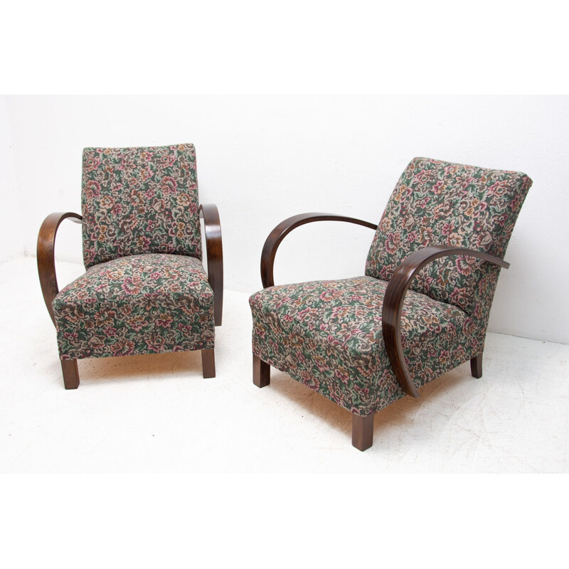 Pair of mid century bentwood armchairs by Jindřich Halabala for UP Závody, 1950s