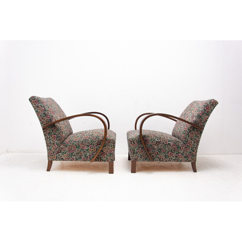 Pair of mid century bentwood armchairs by Jindřich Halabala for UP Závody, 1950s