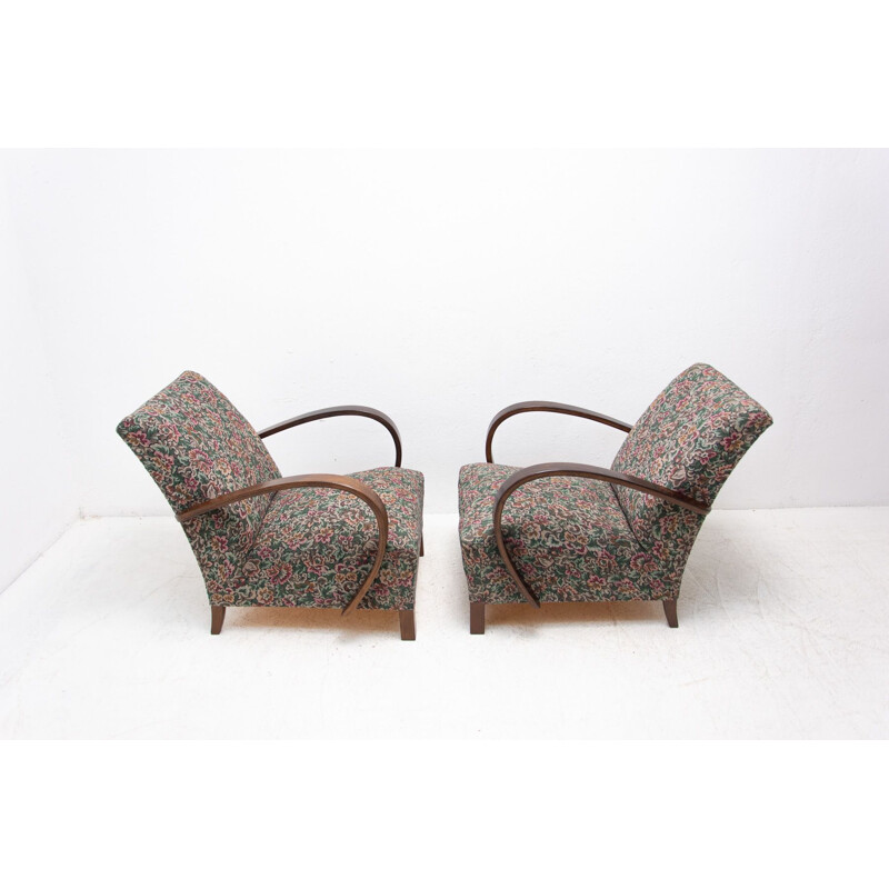 Pair of mid century bentwood armchairs by Jindřich Halabala for UP Závody, 1950s