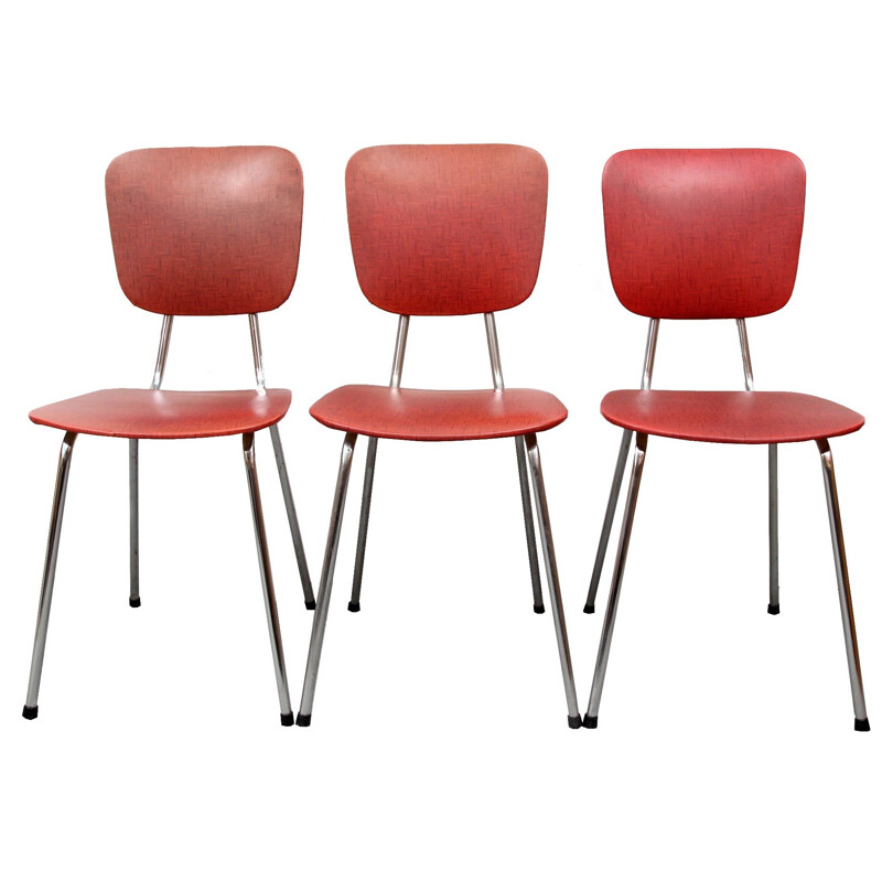Suite de 3 chaises à repas en plastique - 1950