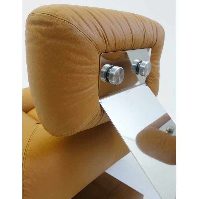 Pair of vintage cognac leather armchairs model "Aran" by Oscar Niemeyer, 1975