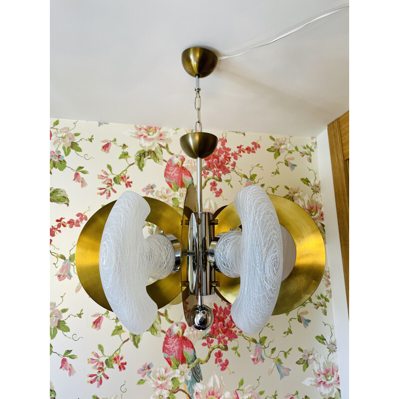 Vintage mazzega hanglamp van Gaetano Sciolari uit messing en glas.