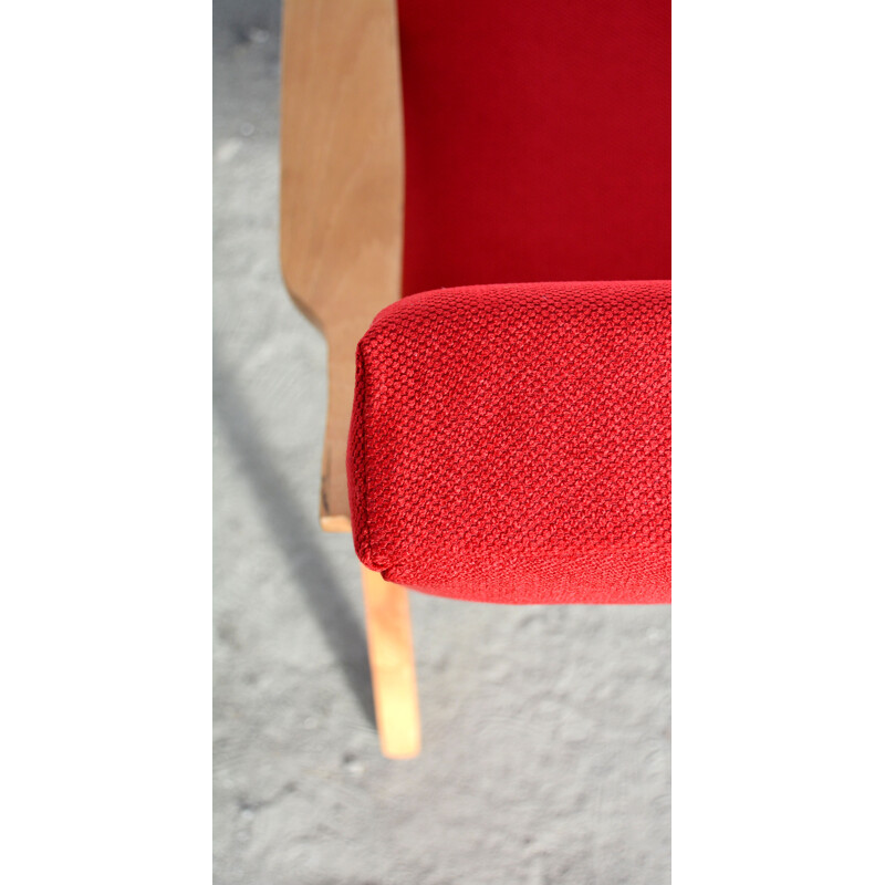 Fauteuil en tissu rouge et bois - 1960