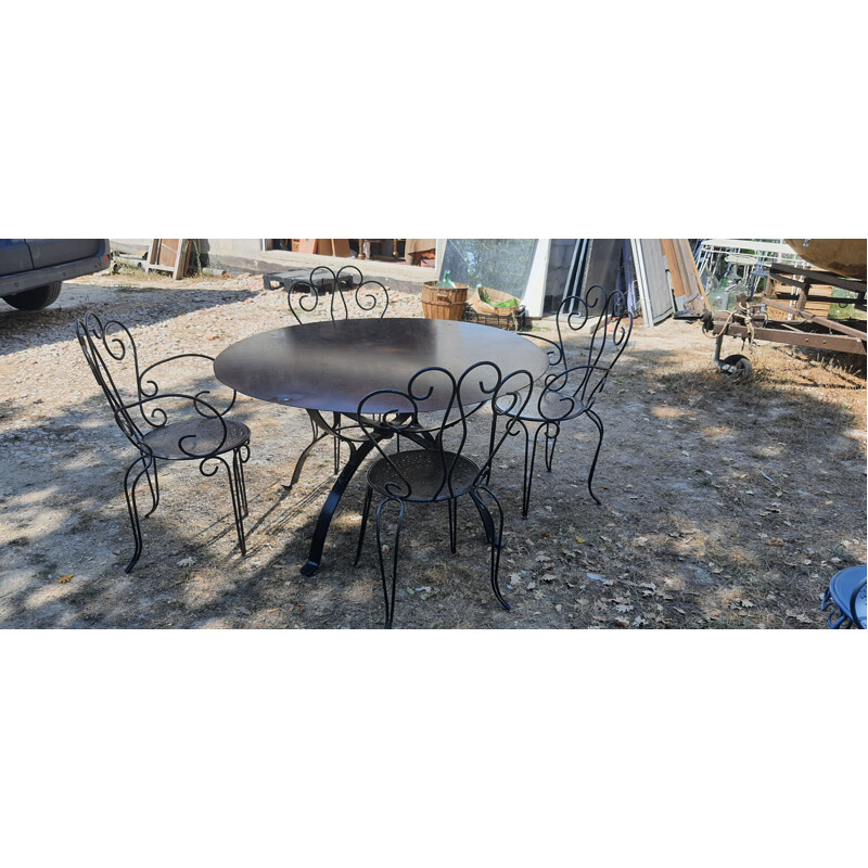 Set of vintage wrought iron garden furniture