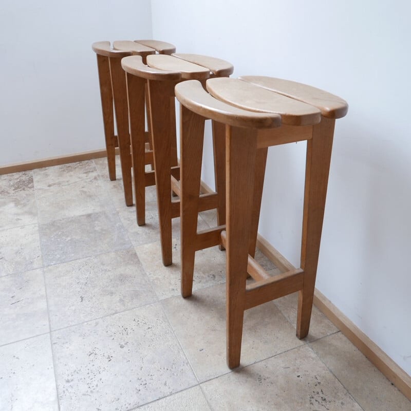 Set of 3 oakwood mid-century bar stools by Guillerme et Chambron, France 1960s