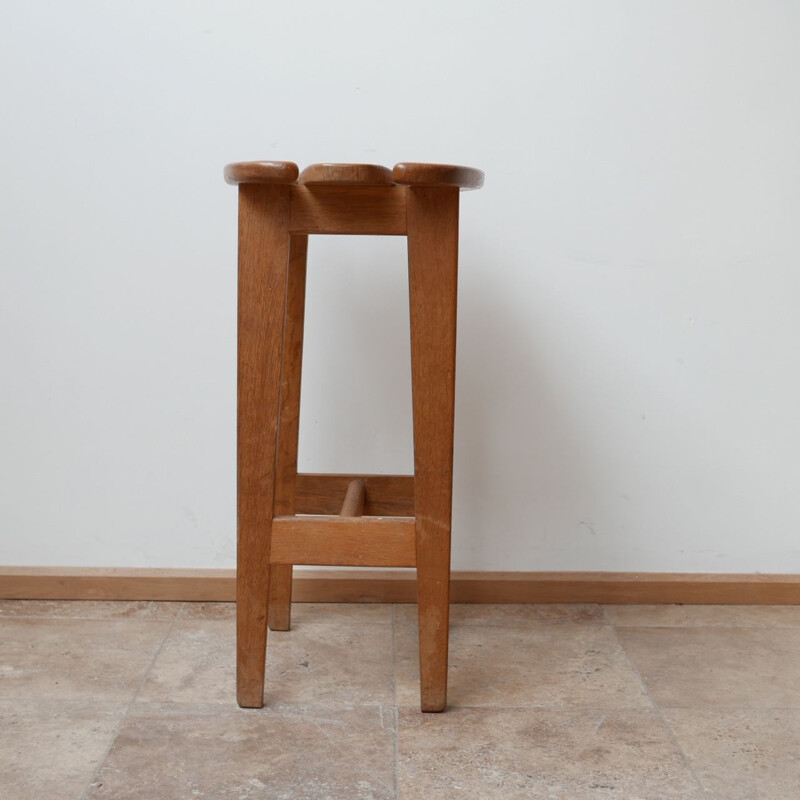 Ensemble de 3 tabourets de bar vintage en bois de chêne par Guillerme et Chambron, France 1960