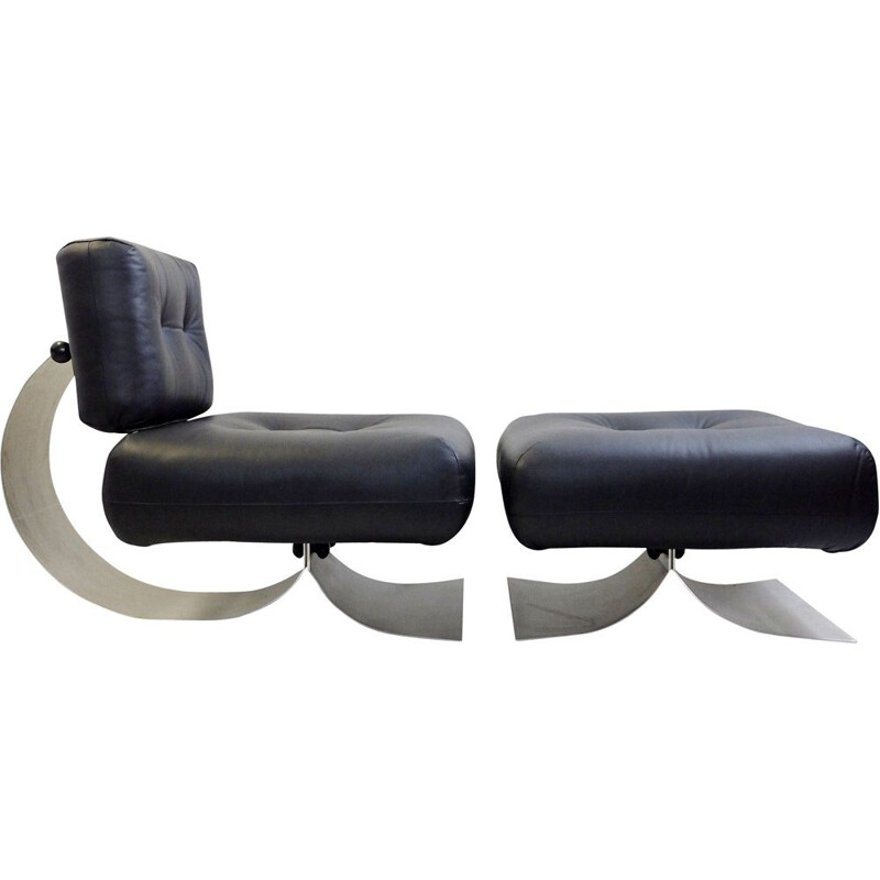Fauteuil lounge et ottoman vintage en cuir noir modèle "Alta" par Oscar Niemeyer pour Mobilier International, 1970