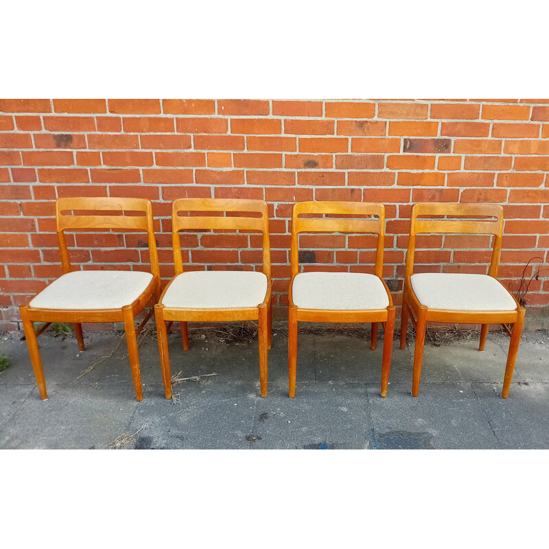 Set of 4 vintage danish dining chairs in teak by H.W. Klein for Bramin