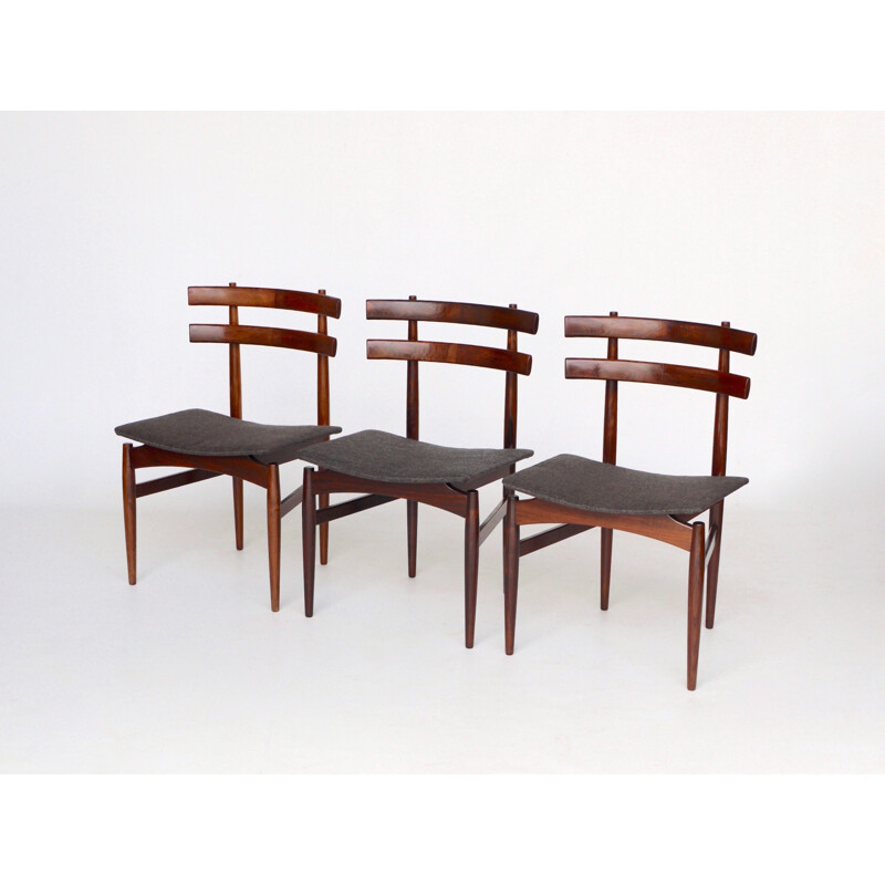 Set of 6 vintage Danish rosewood model 30 dining chairs by Poul Hundevad for Hundevad & Co., 1950s