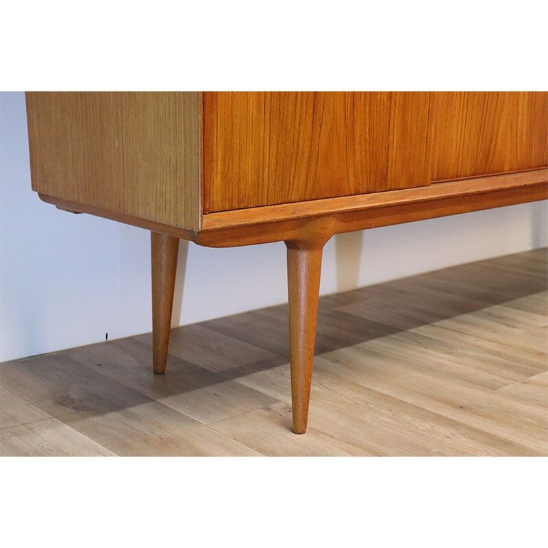 Enfilade scandinave vintage en teck avec quatre portes coulissantes par Omann Jun, Danemark 1960