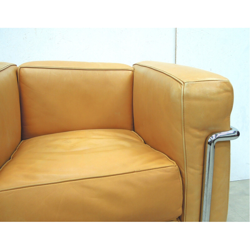 Italian Cassina "LC2" club chair in cognac leather, Le CORBUSIER - 1980s