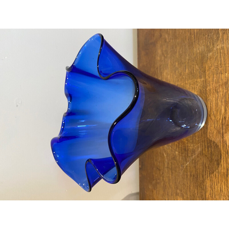 Vintage Italian Murano glass handkerchief vase, 1980