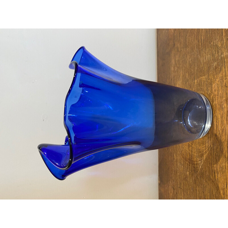 Vintage Italian Murano glass handkerchief vase, 1980