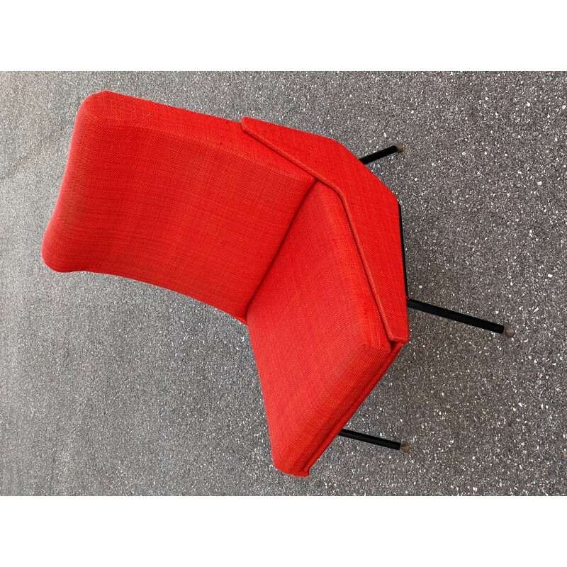 Vintage red armchair by Pierre Guariche, 1958