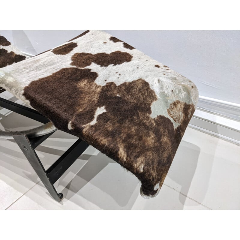 LC4 vintage lounge chair in animal skin by Le Corbusier and Charlotte Perriand for Whonbedarf
