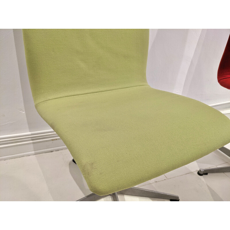 Set of 6 vintage Oxford chairs in green and red fabric by Arne Jacobsen for Fritz Hansen, 1970