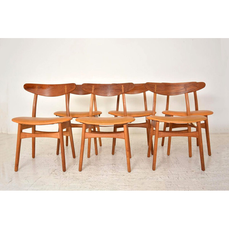 Lot de 6 chaises vintage CH30 en chêne et cuir beige par Hans Wegner pour Carl Hansen & Son