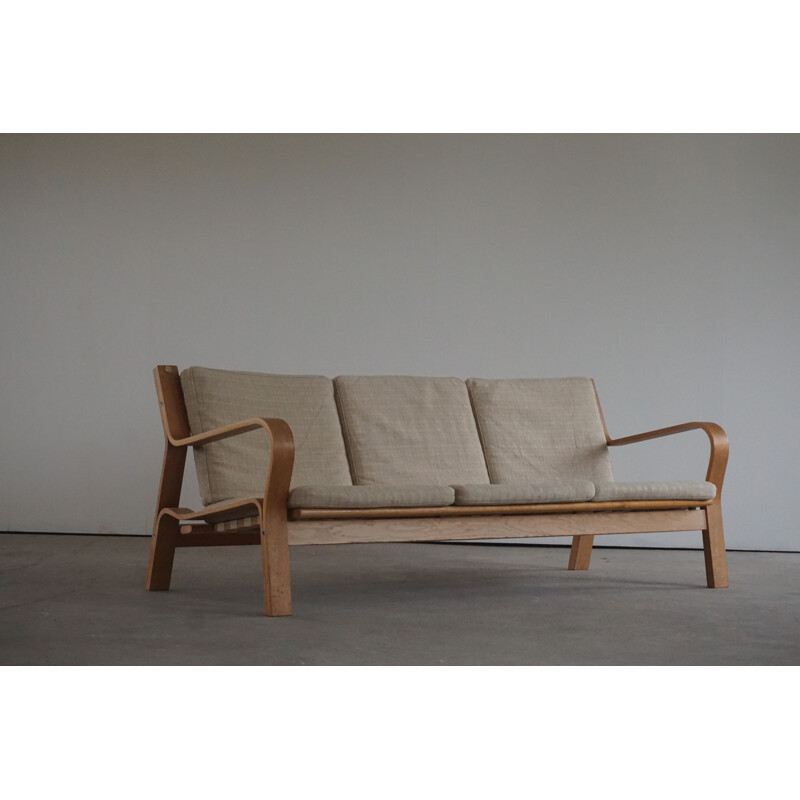 Vintage Danish GE 671 three-seater sofa by Hans J. Wegner for GETAMA, 1960s