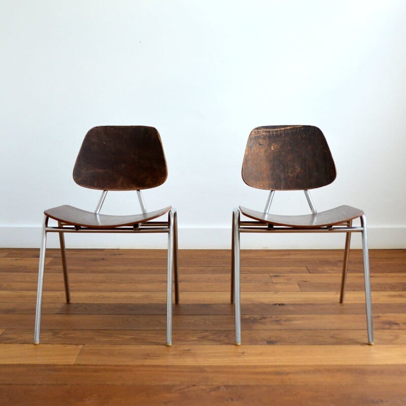 Paire de chaises vintage en bois, métal et cuir par Thonet, 1950