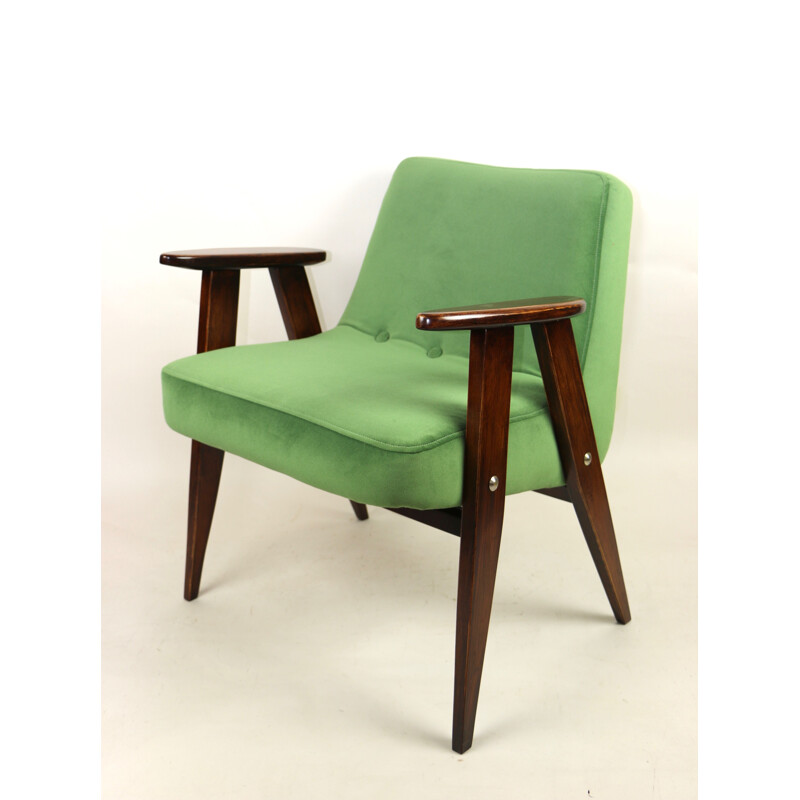 Fauteuil vintage 366 en velours vert de Józef Chierowski, 1970