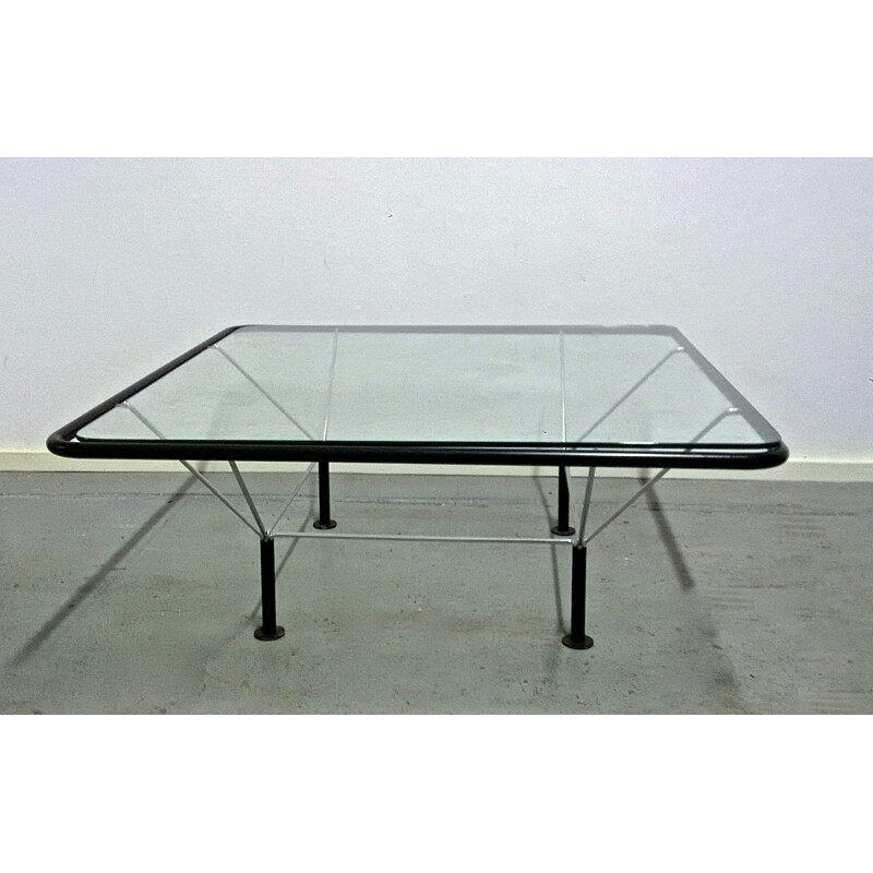 Italian B&B coffee table in chromed metal and glass, Paolo PIVA - 1970s 