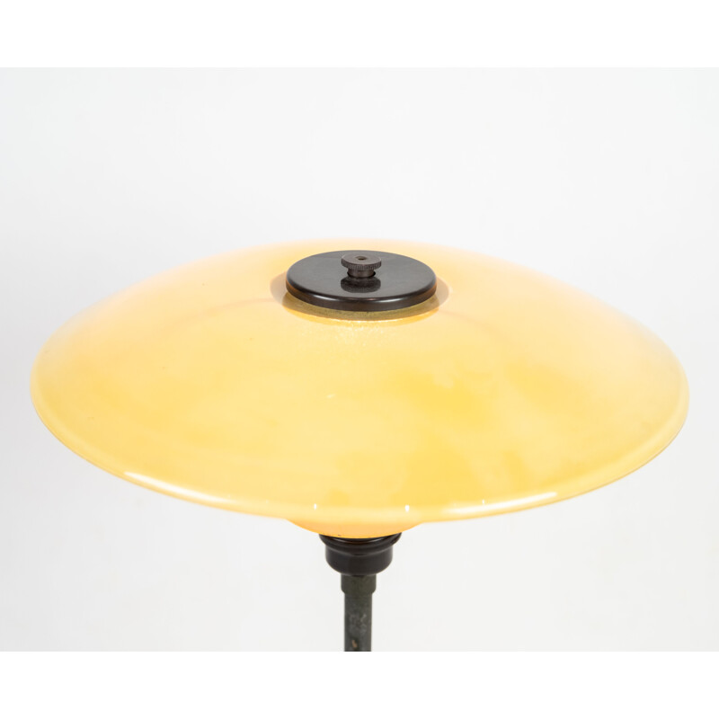 Lampe de table vintage PH 3-12 2-12 avec structure en métal bruni et abat-jour opale jaune mat, 1933