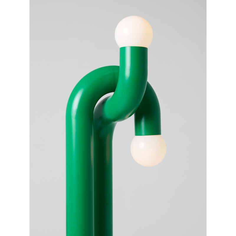 Lámpara de pie vintage contemporánea de acero lacado modelo "Modulation" de Axel Chay, Francia