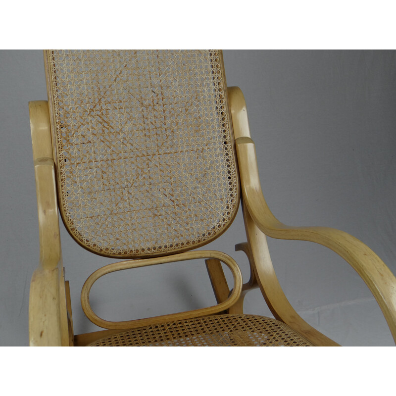 Vintage rieten schommelstoel