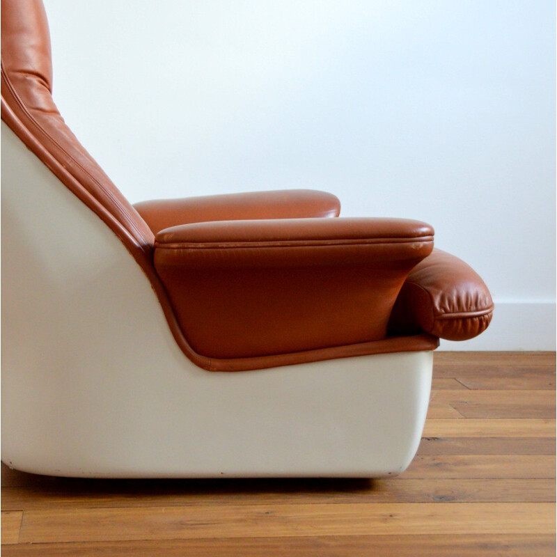 Vintage brown leather Orchid chair by Michel Cadestin for Airborne, 1970