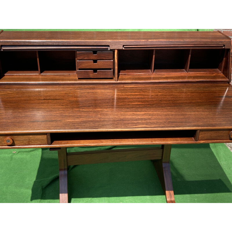 Mid century model 530 console in Brasilian rosewood by Gianfranco Frattini for Bernini, 1957