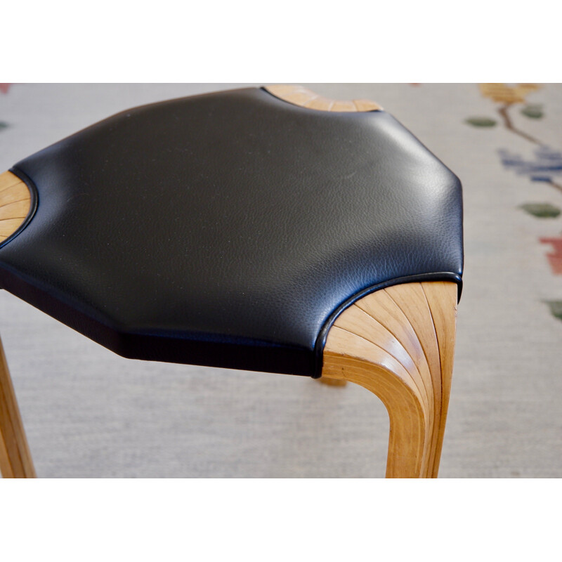 Vintage model X602 stool by Alvar Aalto for artek, 1960s