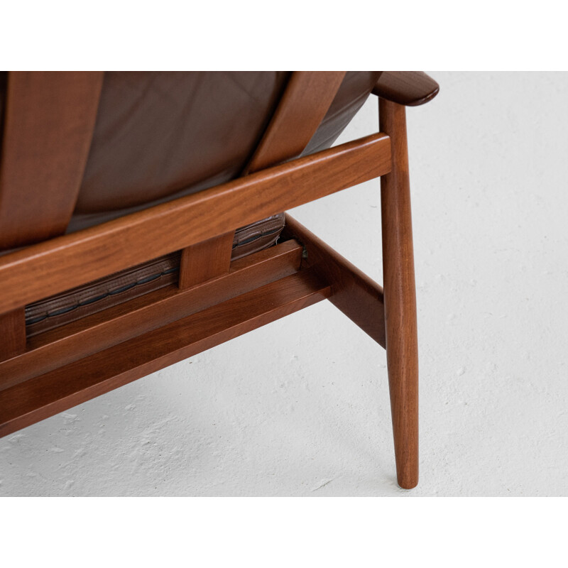 Sedia lounge vintage in teak e pelle di Arne Vodder per la Francia