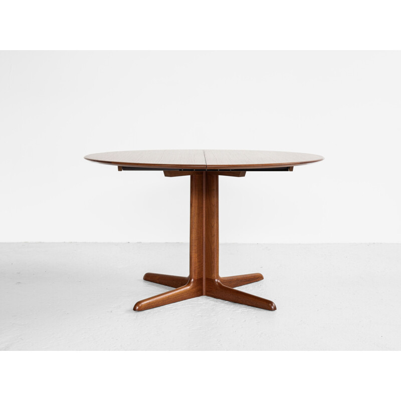 Mid century Danish round dining table in teak with 2 extensions by Dyrlund, 1960s