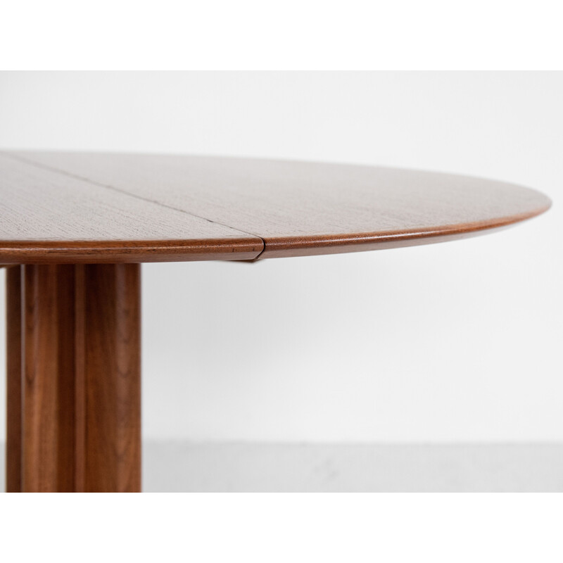 Mid century Danish round dining table in teak with 2 extensions by Dyrlund, 1960s