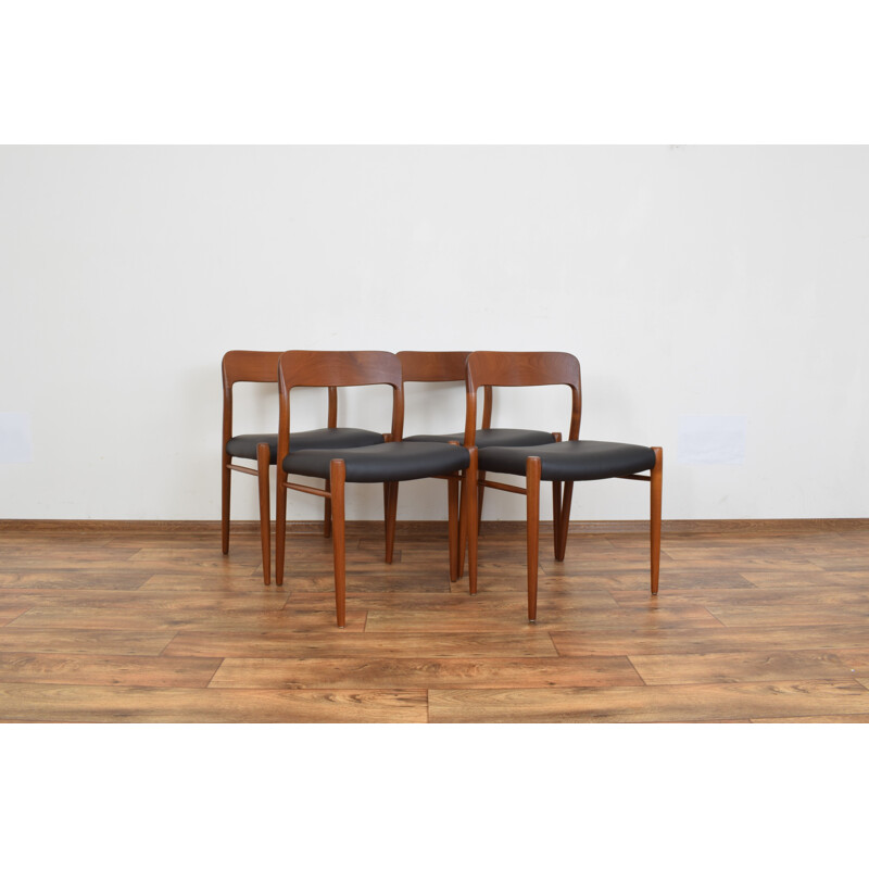 Ensemble de 4 chaises danoises vintage en teck et cuir par N. O. Møller pour J.L. Møller, 1960