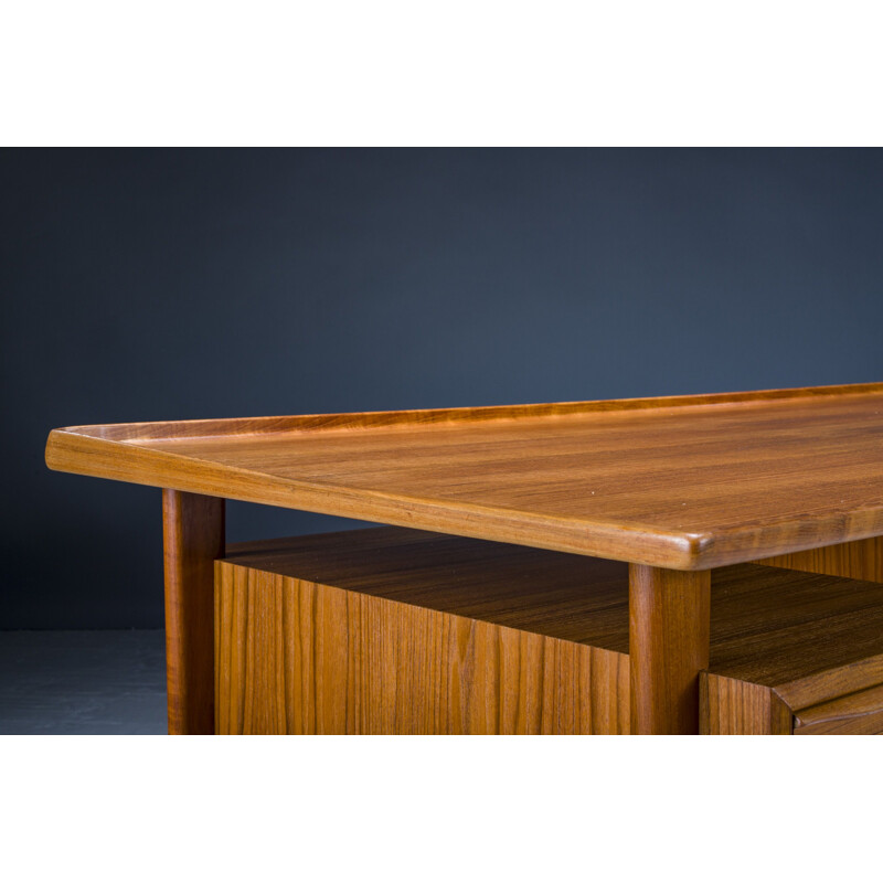 Danish teak vintage desk by Peter Løvig Nielsen for Hedensted Møbelfabrik, Denmark 1973