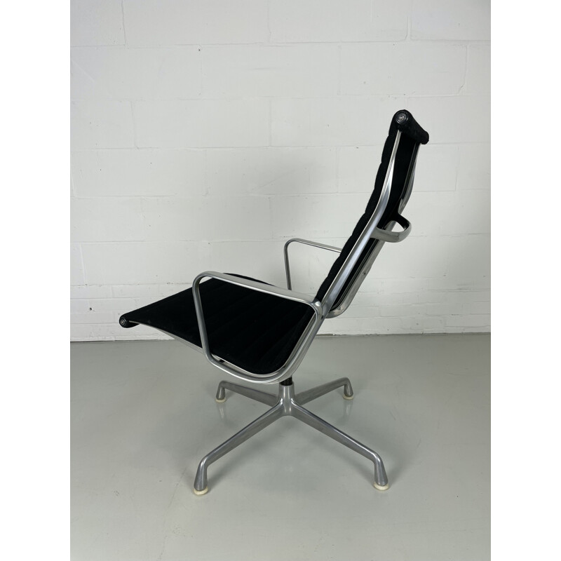 Vintage EA 115 desk armchair by Charles and Ray Eames for Herman Miller, 1970s