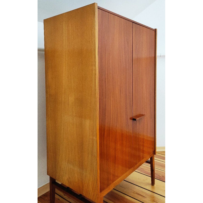 Czechoslovakian vintage cabinet by F. Mezulanik for Up Závody, 1960s