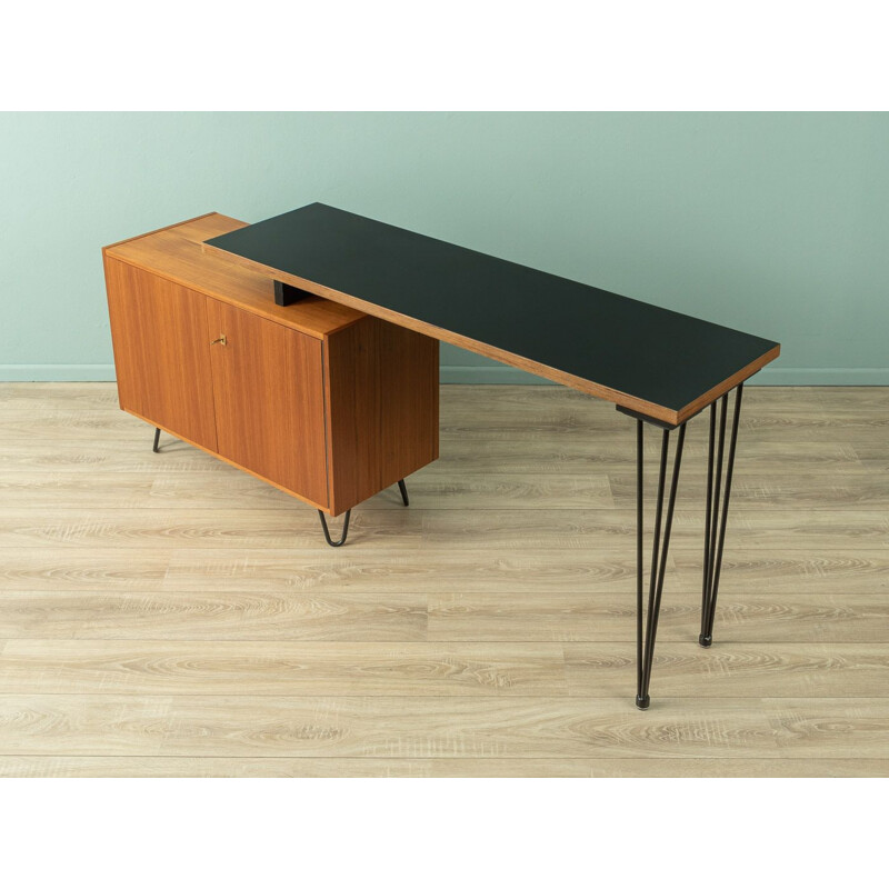 Vintage notenhouten bureau van Hilker, Duitsland 1960