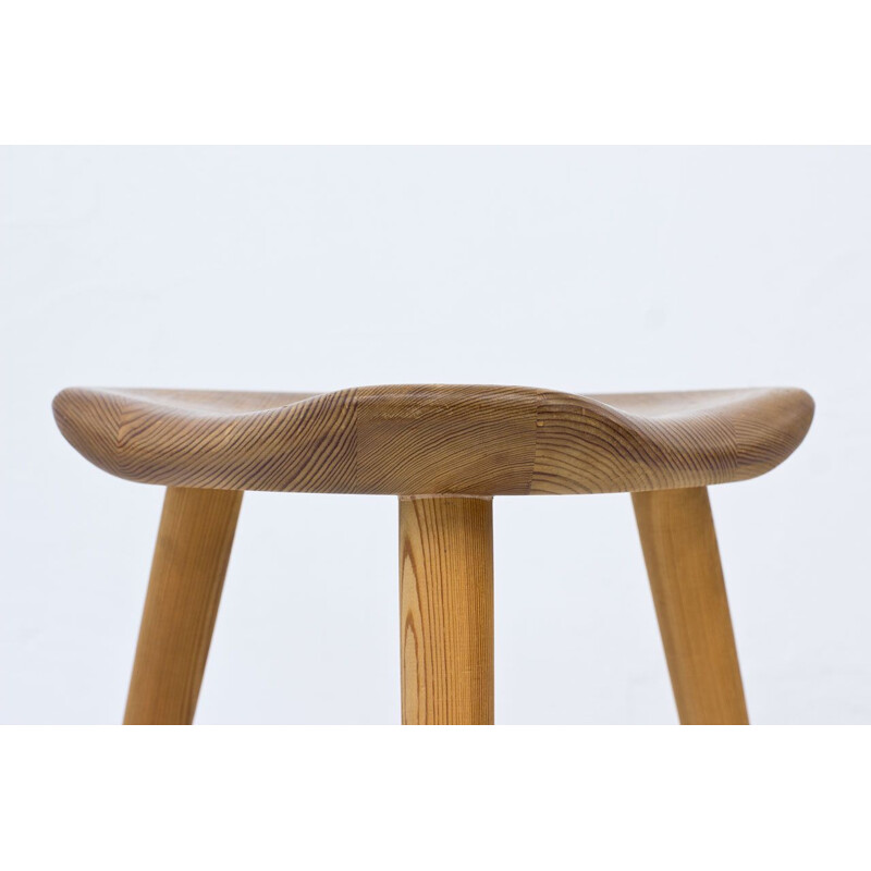 Mid-century Norwegian pine stool from Norsk Husflid, 1950s