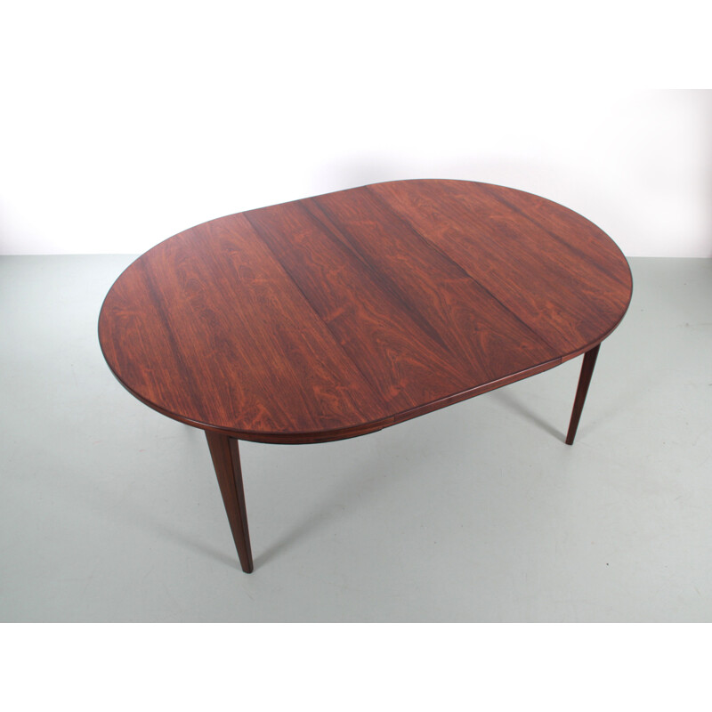 Table scandinave vintage ronde à 3 rallonges en palissandre de Rio