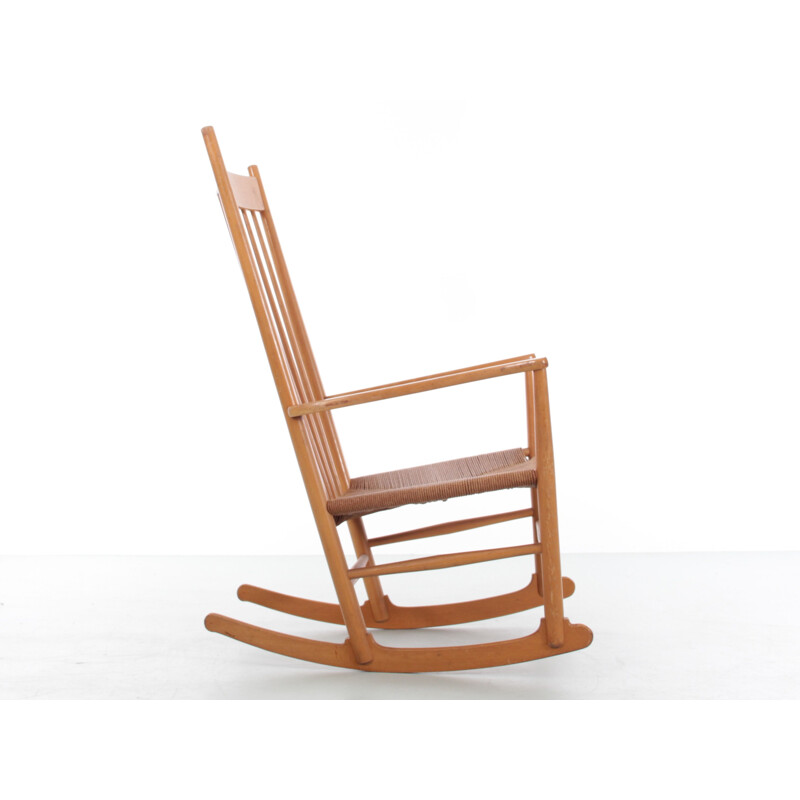 Scandinavische vintage schommelstoel model J16 van Hans Wegner voor FDB, 1944