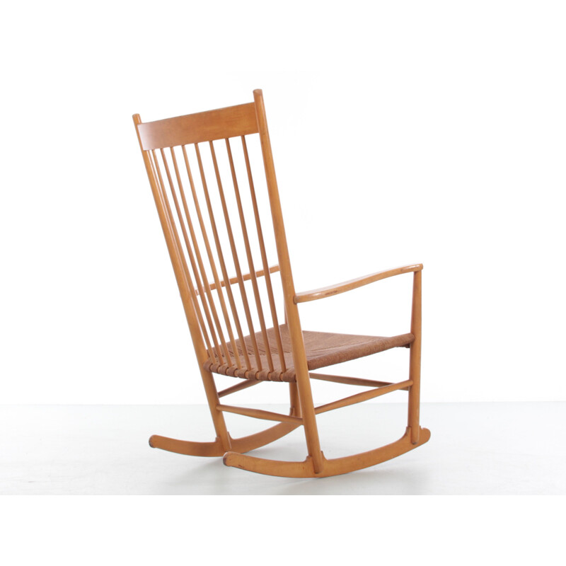 Silla mecedora vintage escandinava modelo J16 de Hans Wegner para FDB, 1944