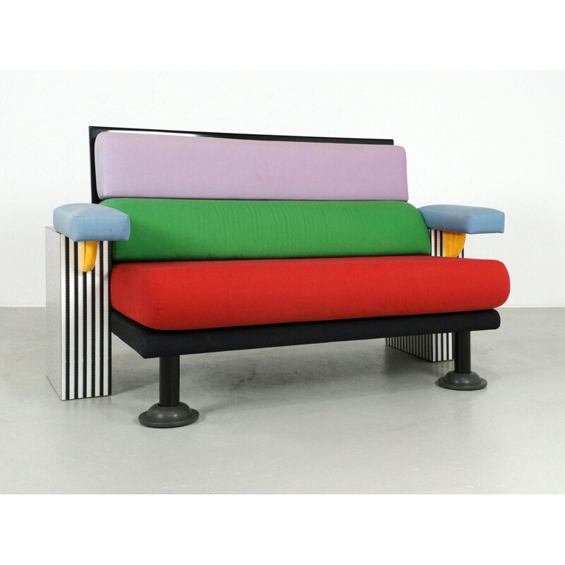 Memphis "Lido" mulitocolour sofa by Michele DE LUCCHI - 1982