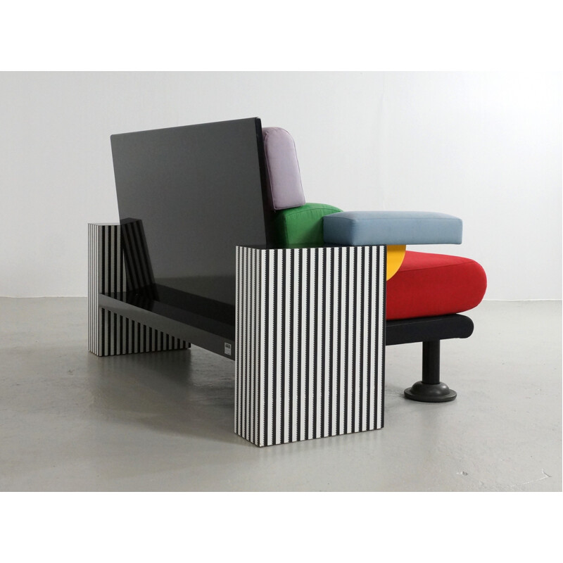 Memphis "Lido" mulitocolour sofa by Michele DE LUCCHI - 1982