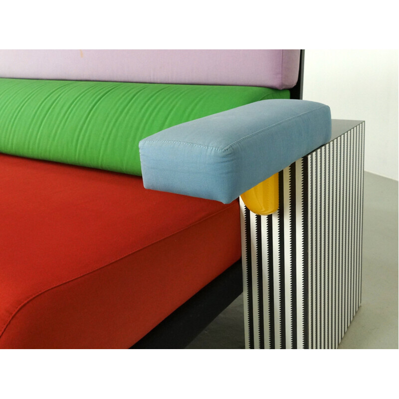 Memphis "Lido" mulitocolour sofa by Michele DE LUCCHI - 1982