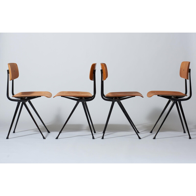 Set of 4 vintage chairs by Rietveld & Kramer for Ahrend De Cirkel, 1960s