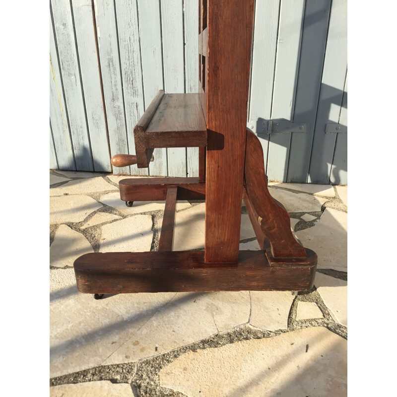 Vintage wooden painter's easel