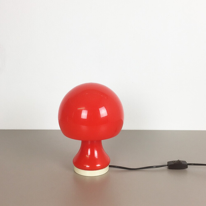 Lampe de bureau Peil & Putzler rouge en verre - 1960