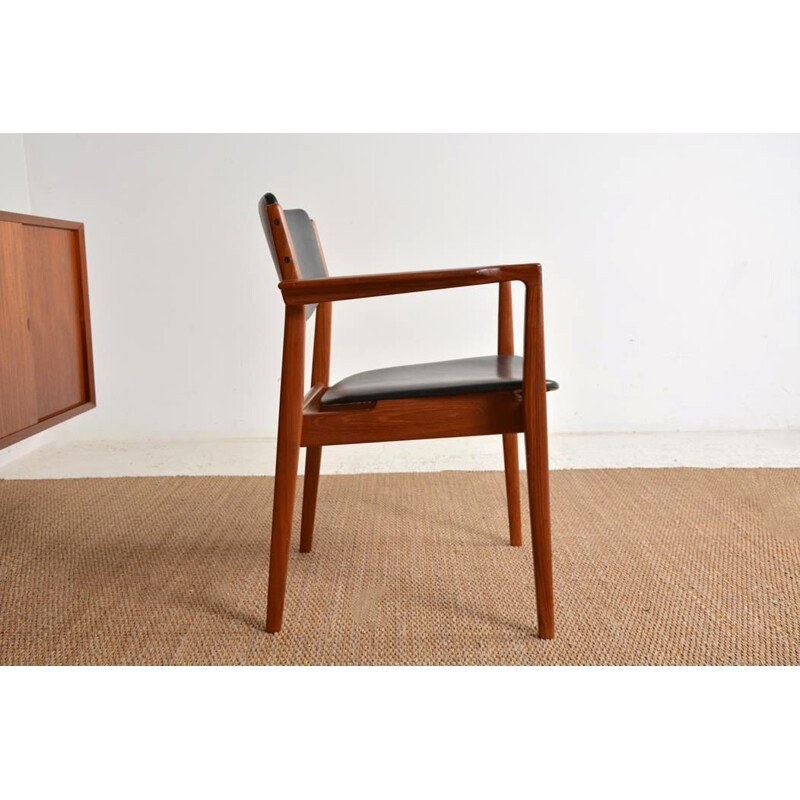 Vintage armchair number 196 in leather and teak by Finn Juhl for France & SØN, 1960